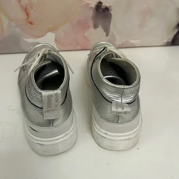 ! Dr. Martens Jemima Chukka Boots sz 7
