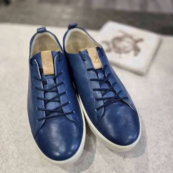 🐢 ECCO Soft 7 Men's Leather Sneaker. Blue Size 11. $170 new.