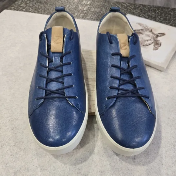 🐢 ECCO Soft 7 Men's Leather Sneaker. Blue Size 11. $170 new.