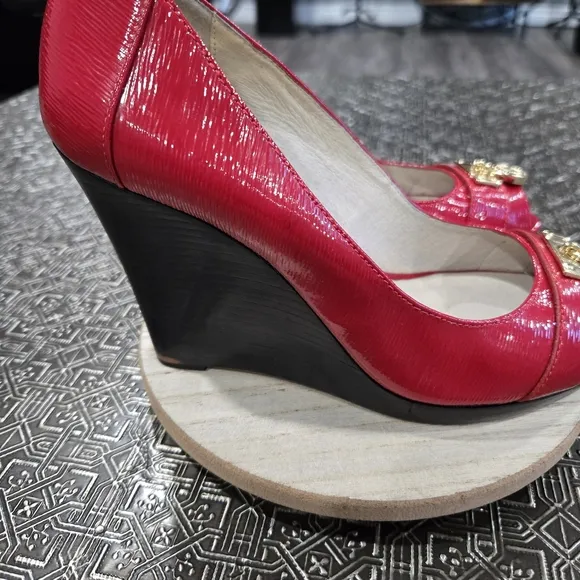 🐢 Michael Kors Hamilton Red Wedges Women's 6.5M LIMITED EDITION
