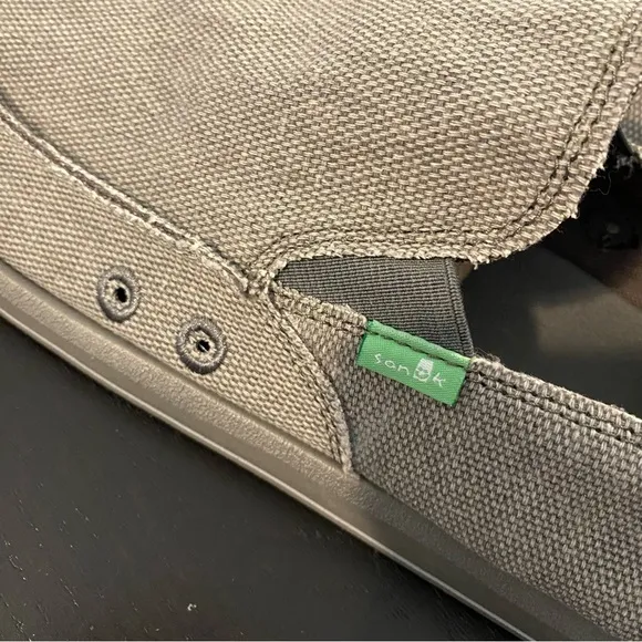 ~ New Sanuk Gray Casual Slip-On Canvas Shoes