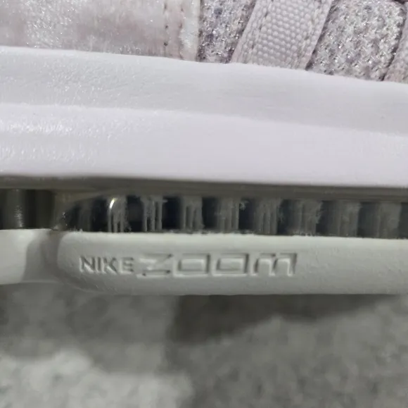 🐢 Nike Zoom KD10 AP Kevin Durant Kids Size 6Y