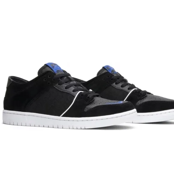 2017 Soulland FRI.day Part 2 Nike SB Zoom Dunk Low Pro Size 11