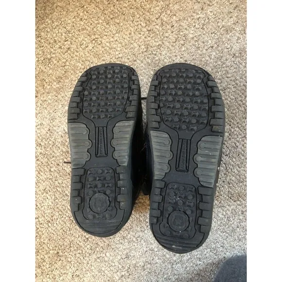 5150 Size 6 Black Snowboarding Boots