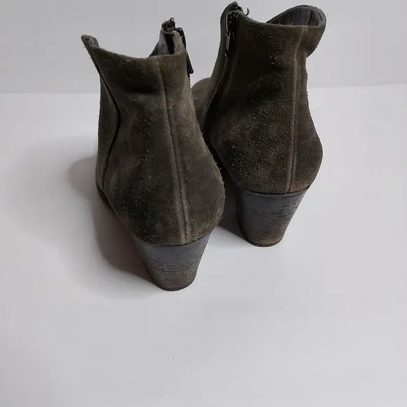 𝅺9.5 Paul Green brownish/gray booties