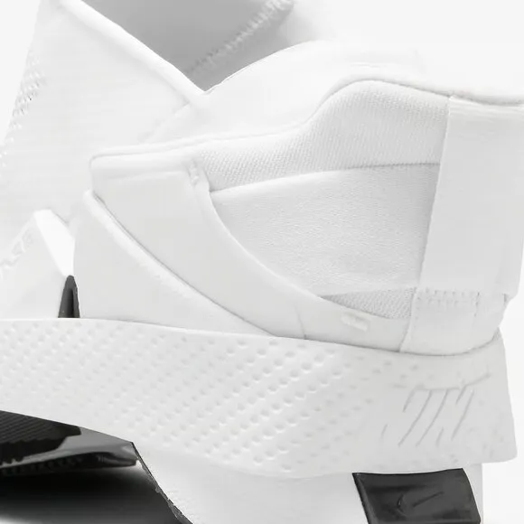 9W/7.5M - [NEW] Women's Nike Go FlyEase Shoes White DR5540-102