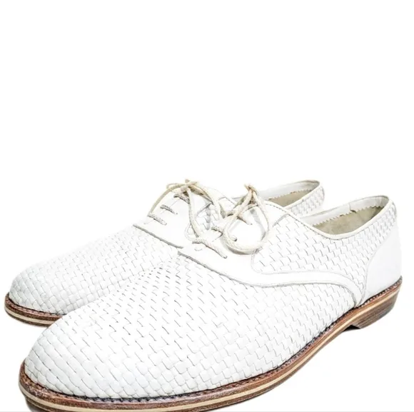 A. Testoni Luxury White Woven Oxford