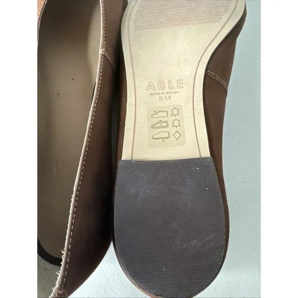 ABLE Lizbeth pointed Toe SZ 8M Brown leather closet, staple quiet luxury