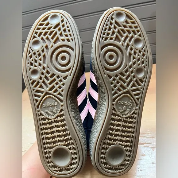 adidas Handball Spezial Athletic Shoe Night Indigo Orchid Fusion Gum  WSize 5.5