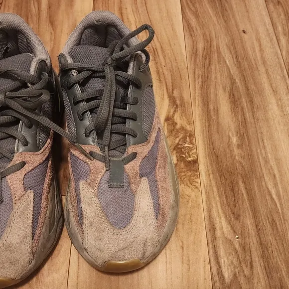 Adidas Kids Shoes in Gray and Brown