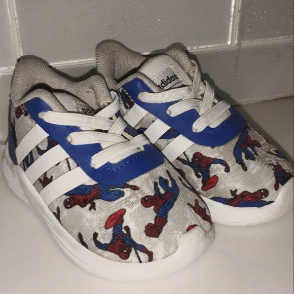 Adidas Kids Spider-Man Lite Racer 2.0 size 4K