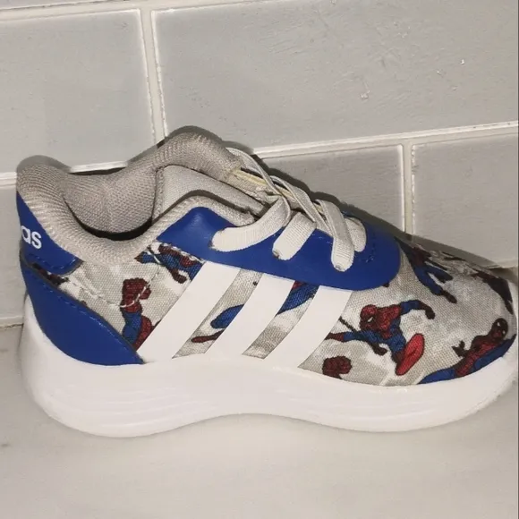 Adidas Kids Spider-Man Lite Racer 2.0 size 4K