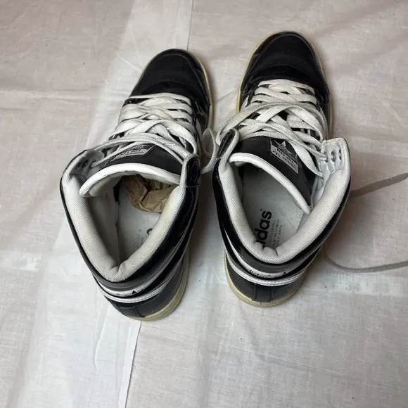 Adidas Men's Black Top Ten Sneakers