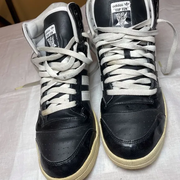 Adidas Men's Black Top Ten Sneakers