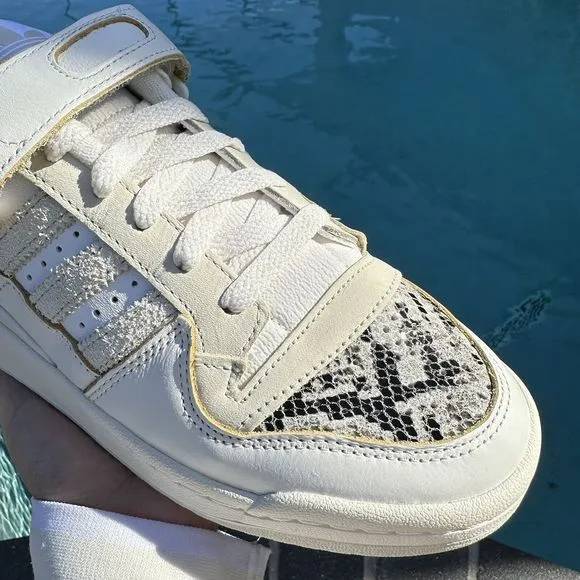 Adidas Originals Forum 84 Low White Snakeskin Men's Athletic Shoes FZ6292