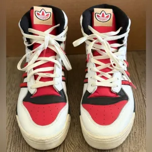 Adidas originals Rivalry Hi high Men's Sneaker Leather FZ6332 Basketball 10.5