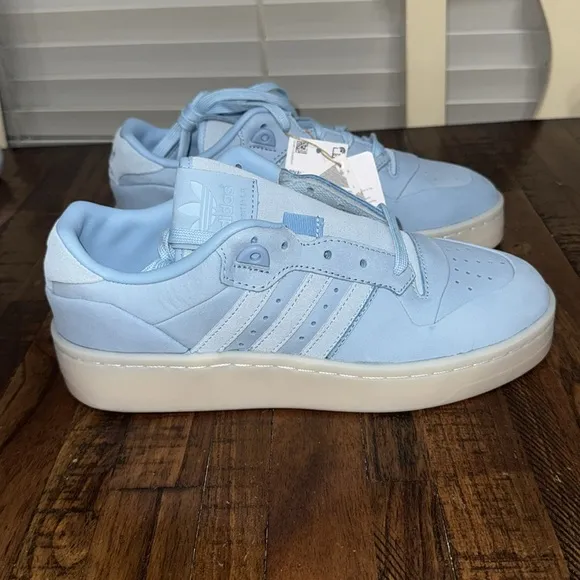 adidas Rivalry Lux Low sneakers blue size 8.5 NWT