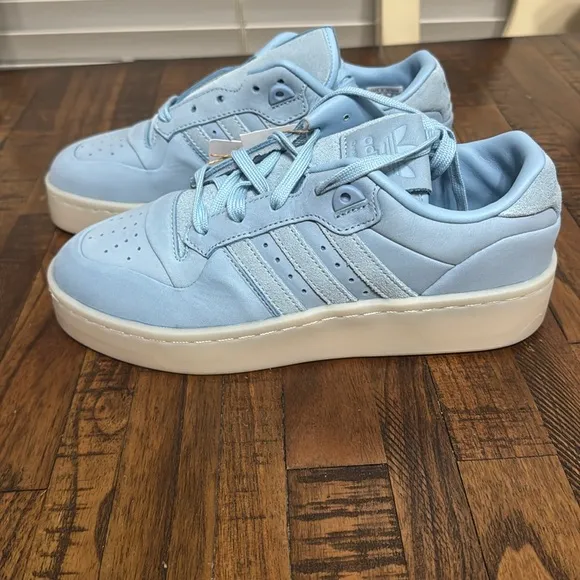 adidas Rivalry Lux Low sneakers blue size 8.5 NWT