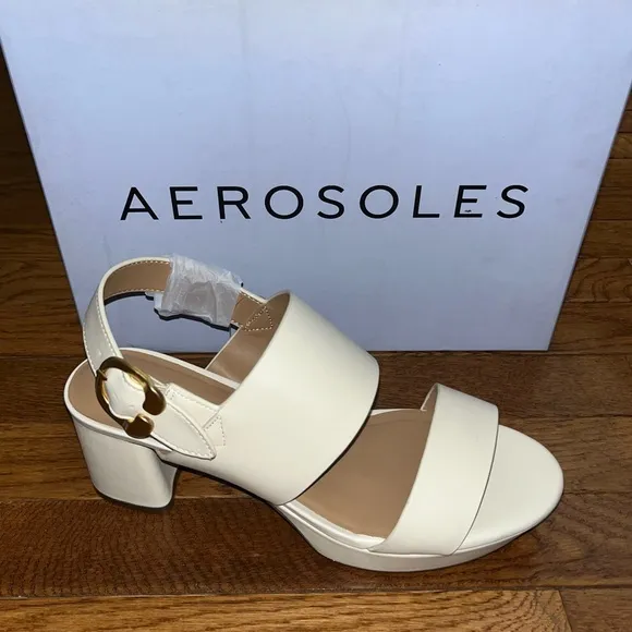 AEROSOLES Camera Platform Sandals Eggshell White Leather Women’s Size 10