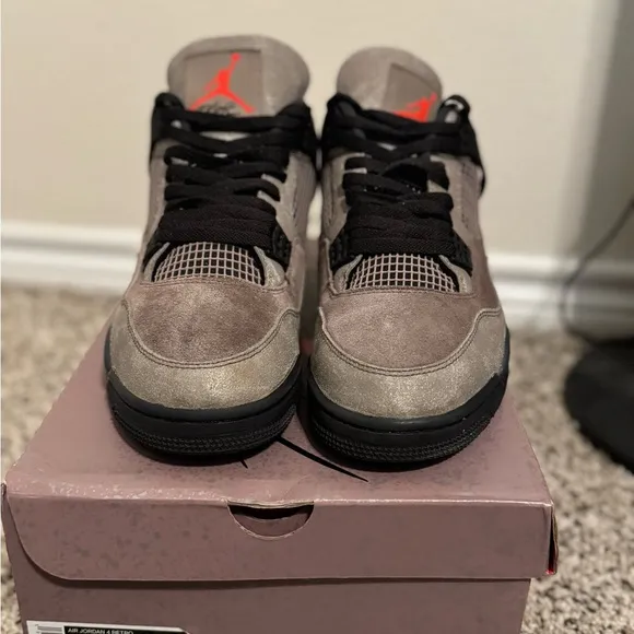Air Jordan 4 Retro Sneakers Taupe Haze