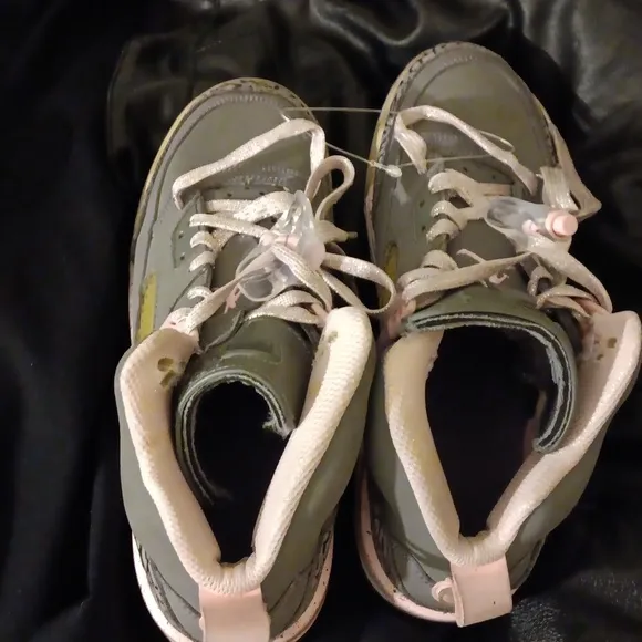 Air JORDAN Spizike Gray PINK  Sneakers Basketball Shoes Size 6.5 Y Big KIDS