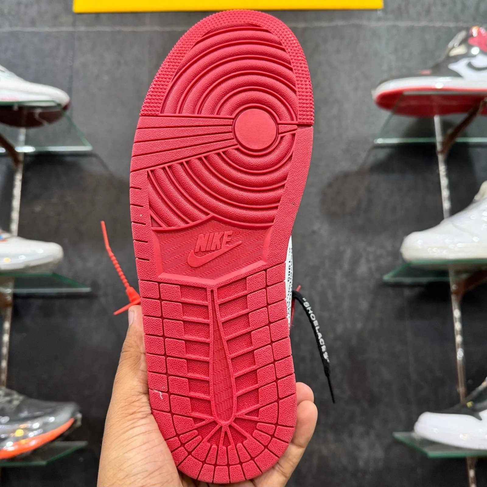 AJ 1 Retro High "Off-White - Chicago"