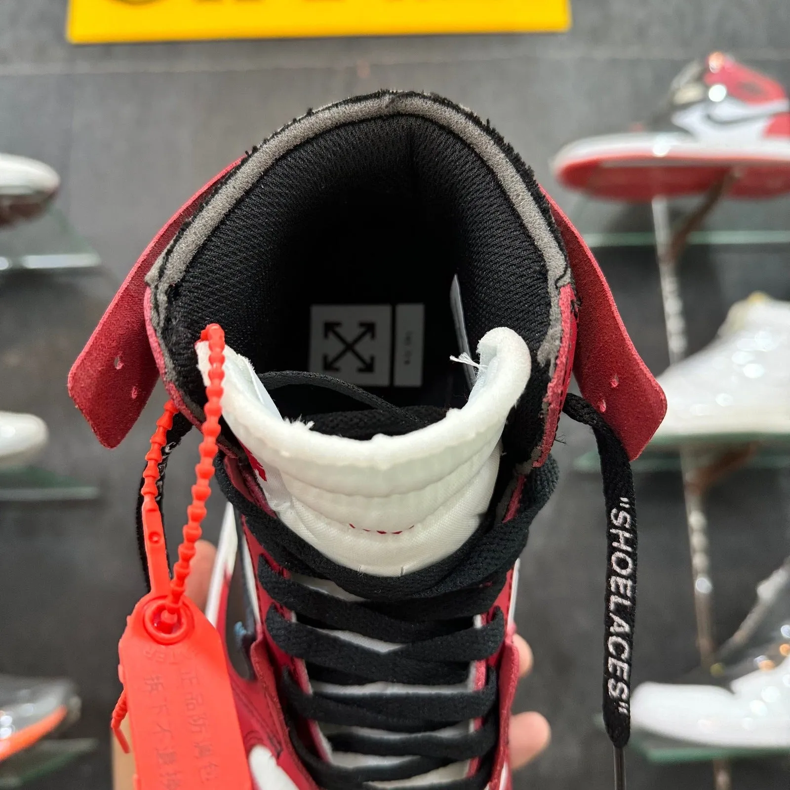 AJ 1 Retro High "Off-White - Chicago"