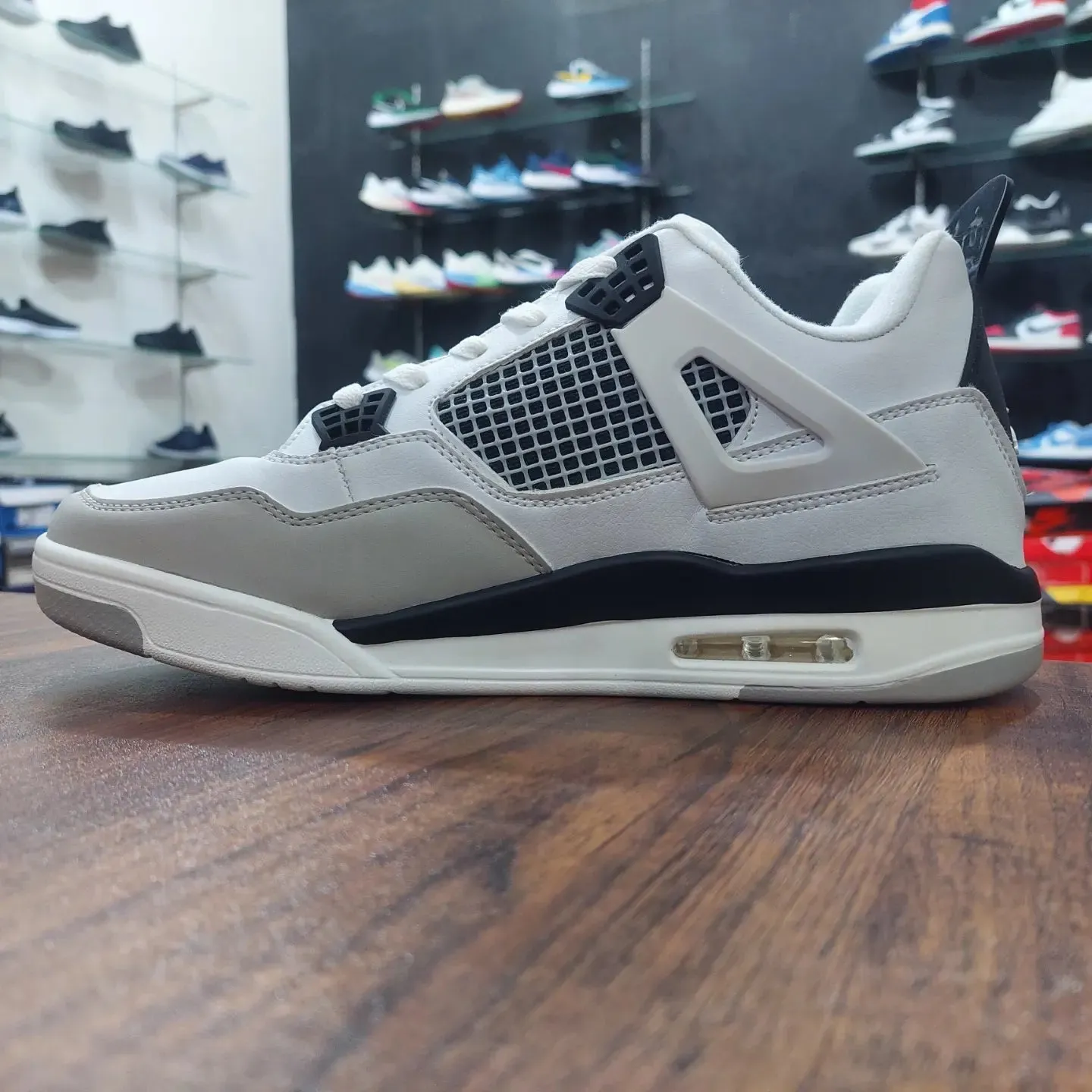 AJ 4 RETRO MILITARY BLACK
