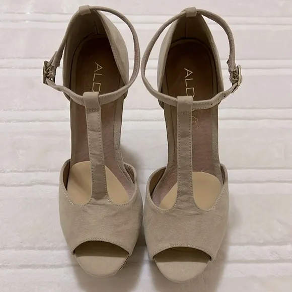 Aldo Peep Toe Faux Suede Wedge Platform T-Strap Sandals