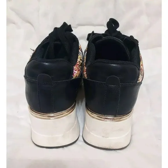 Aldo Wedge Sneakers Khloe platform Fashion Sneakers Sz 9 Tigar Black Gold Clean