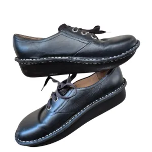 Alegria Black Leather Oxfords 39