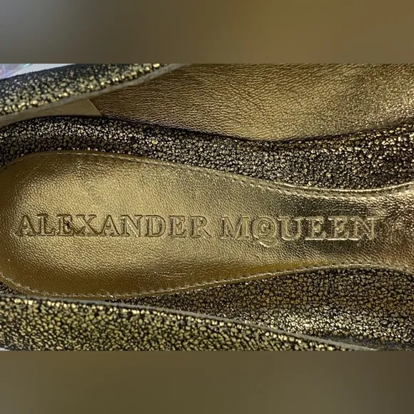 Alexander McQueen 37 Skull Gold Women's Flats