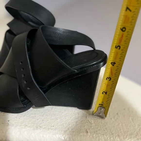 Alexander Wang Black Leather Elisa Wedge Platform Buckle Sandal Shoe Size 8