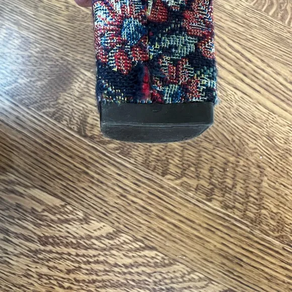 ALEXANDRE BIRMAN Georgia Brocade Mules Navy Floral Heeled Woven Tapestry 36.5