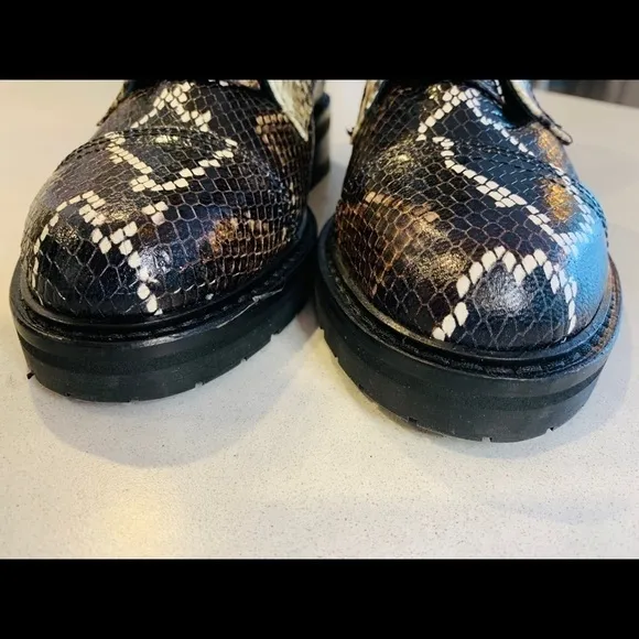 𝅺allsaints Snakeskin Boots Size 36 - BRAND NEW!
