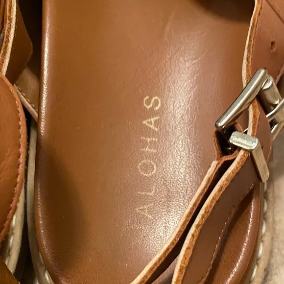 Alohas Marshmallow Sandals Tan Leather Crossover Platform 39 Sz 8-8.5 Sl…