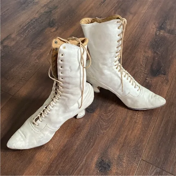 Antique Victorian Shoes Leather High Top Lace-Up Boots size 7