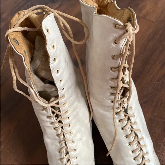 Antique Victorian Shoes Leather High Top Lace-Up Boots size 7