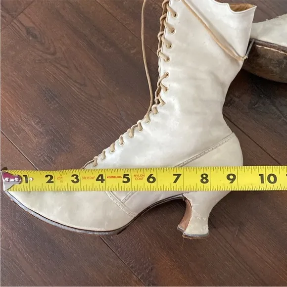 Antique Victorian Shoes Leather High Top Lace-Up Boots size 7