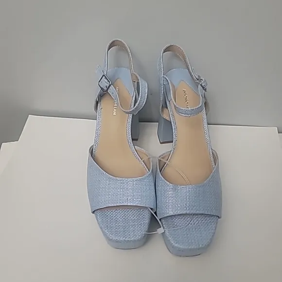 Antonio Melani Bonny Raffia Platform Block Heel Sandals