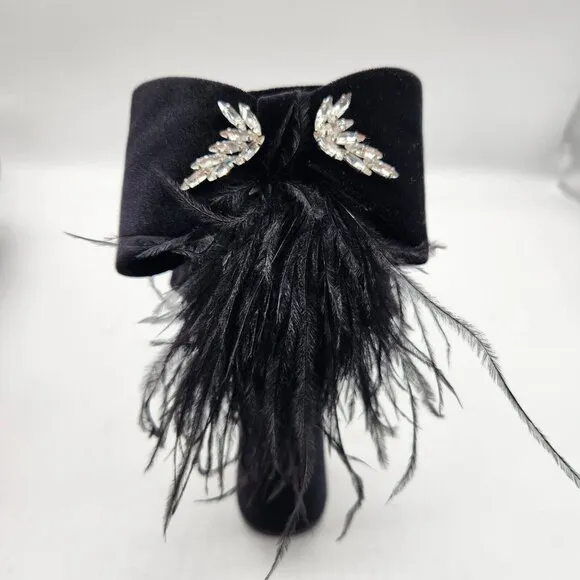 Antonio Melani Platform Sandals Size 8.5 Black Velvet feathers Rhinestone 661
