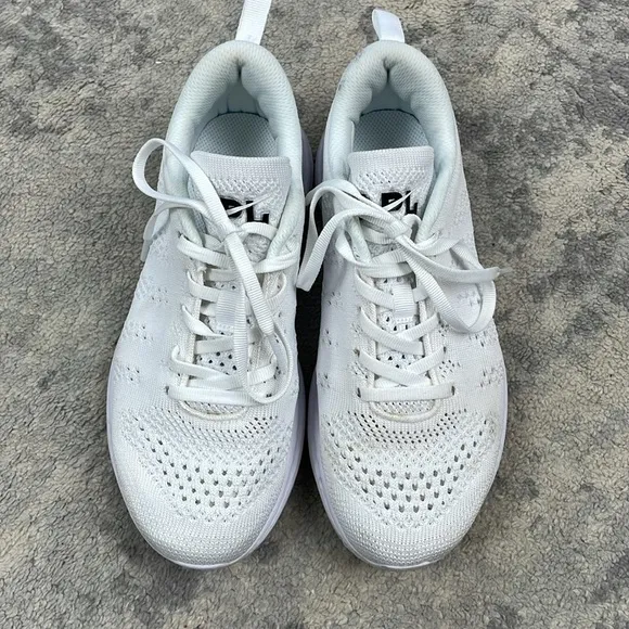 APL Techloom Pro Sneakers Running Shoes Lightweight White Sz 7