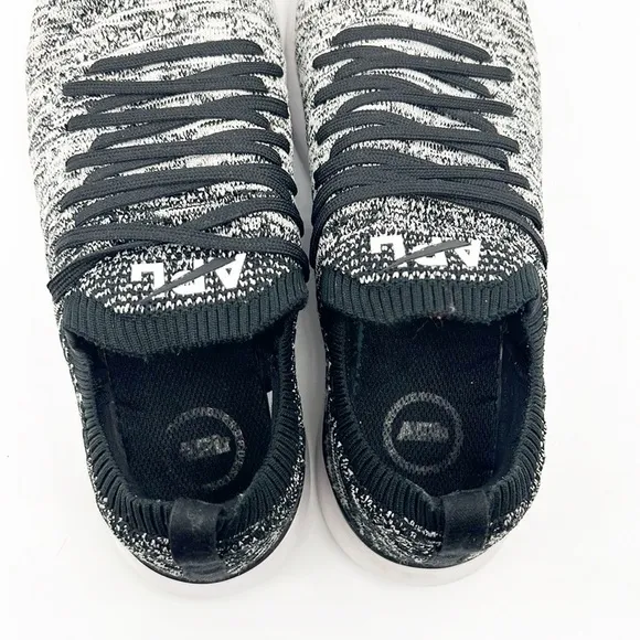 APL TechLoom Wave Running Shoes gray and white space dye size 7.5