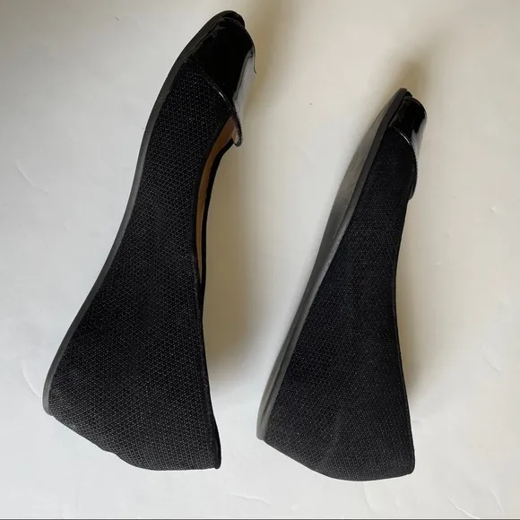 Aquatalia Black Low Wedge Peeptoe Shoes