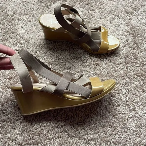 Aquatalia by Marvin K Tan Patent Strappy Wedge Sandals; SZ 8.5; Good Condition