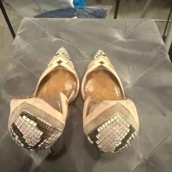 Aquazzura Pink and Black Heels with Stiletto Design