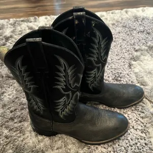 Ariat Men's Black Haritage Stockman Western Boots