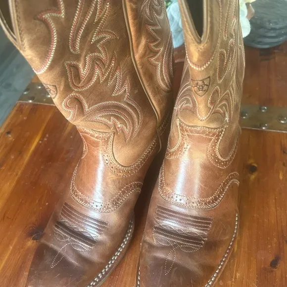 Ariat Western Boots (Men’s) EUC