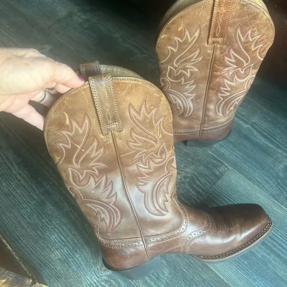 Ariat Western Boots (Men’s) EUC