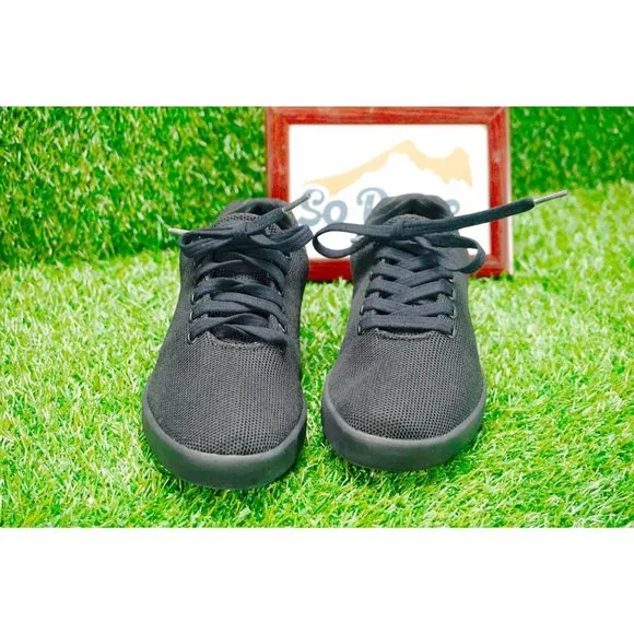Atoms Shoes Classic Comfortable Sneakers  - Women's 5.25